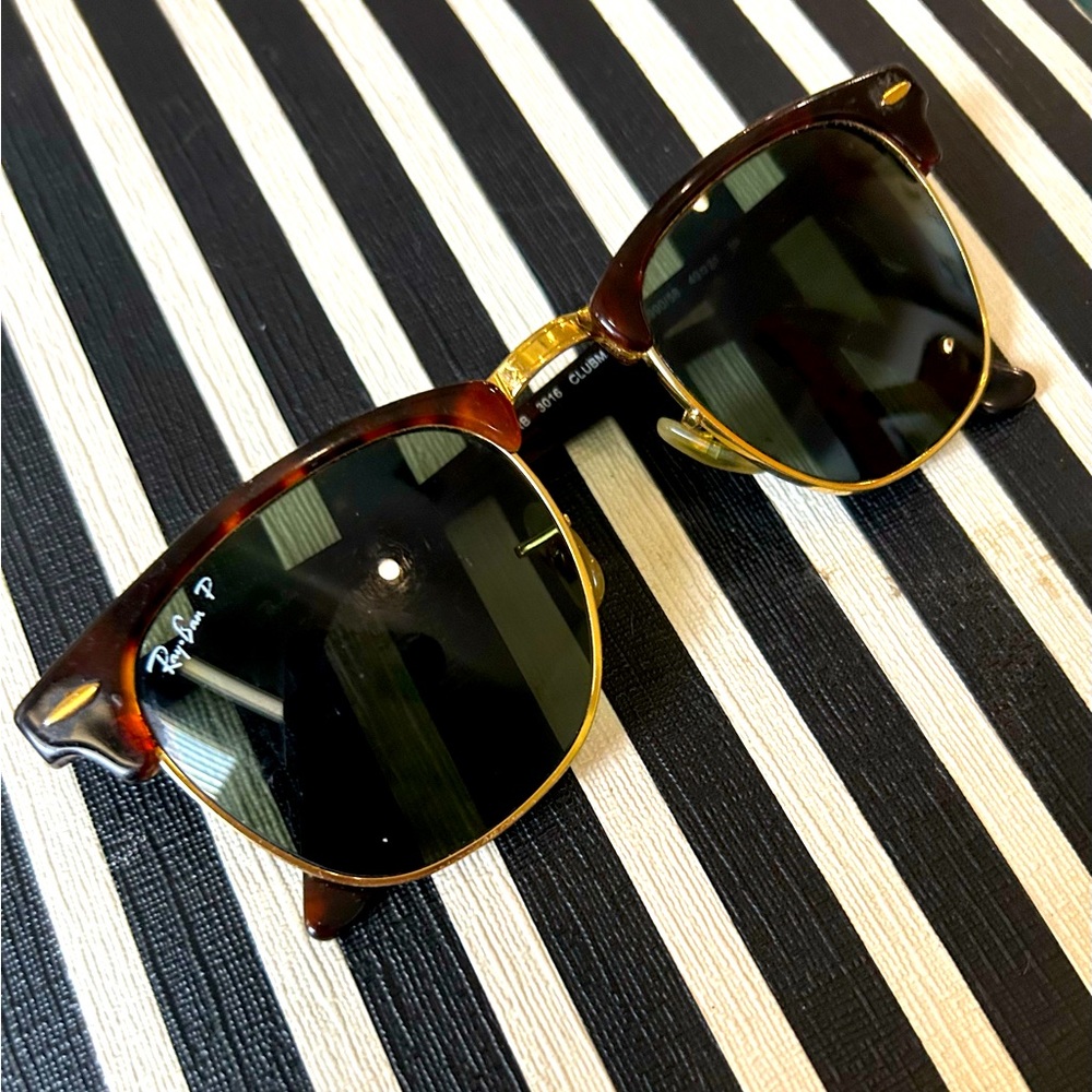 Rayban clubmaster sunglasses 🕶️